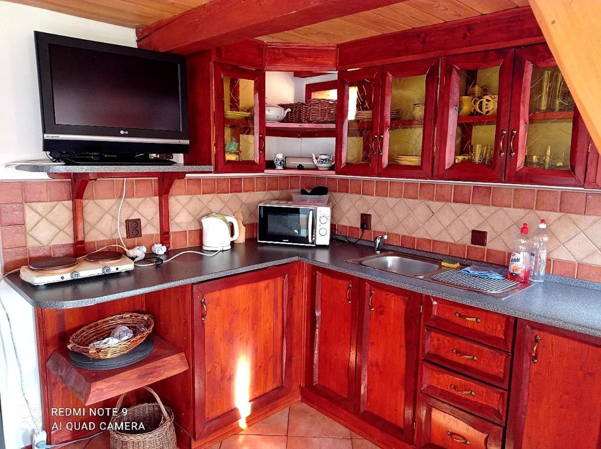 Dum A Chatka Pod Smrkem Нове-Место-под-Смркем Экстерьер фото